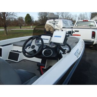 RAM 1.5 Ball Mount with 6.25 X 2 Rectangle Base, STANDARD LENGTH Double Socket Arm & 2.5 Round Base (AMPs Hole Pattern)